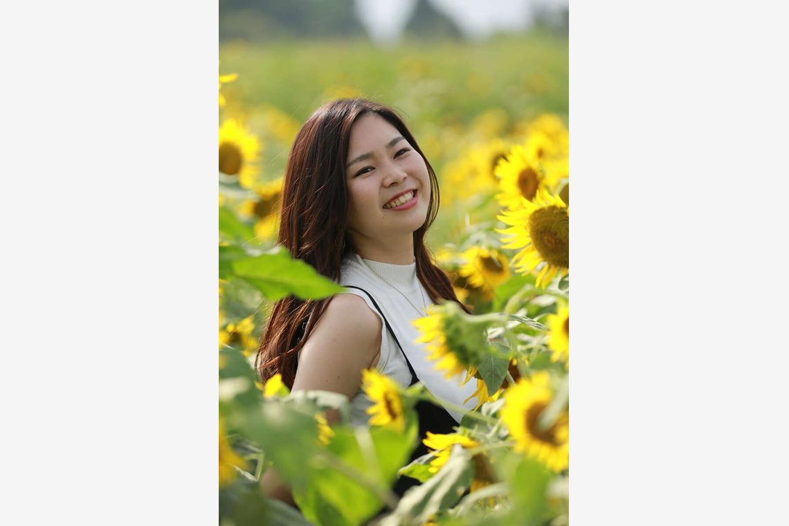 理 S PHOTOが撮影した写真のアルバム「鼻高展望ひまわり畑」