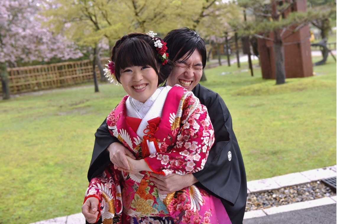 Photo of Pre Weddingphotoshoot in Nara park in the cherry blossom season taken by Kiki photo works