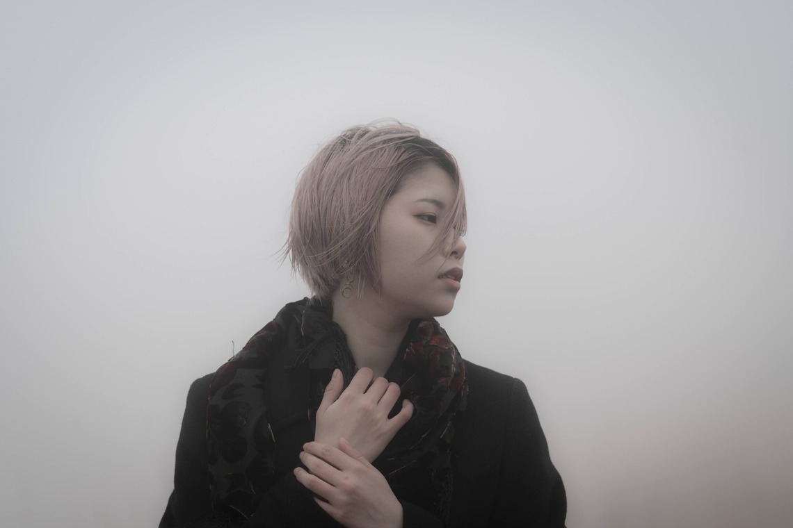 ならもとかずやが撮影した「屋外ポートレート」の写真