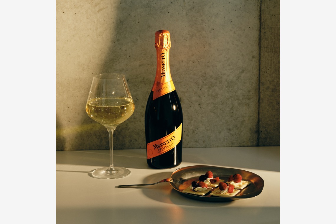 Kengohino photographyが撮影した写真のアルバム「ワイン商品広告撮影」