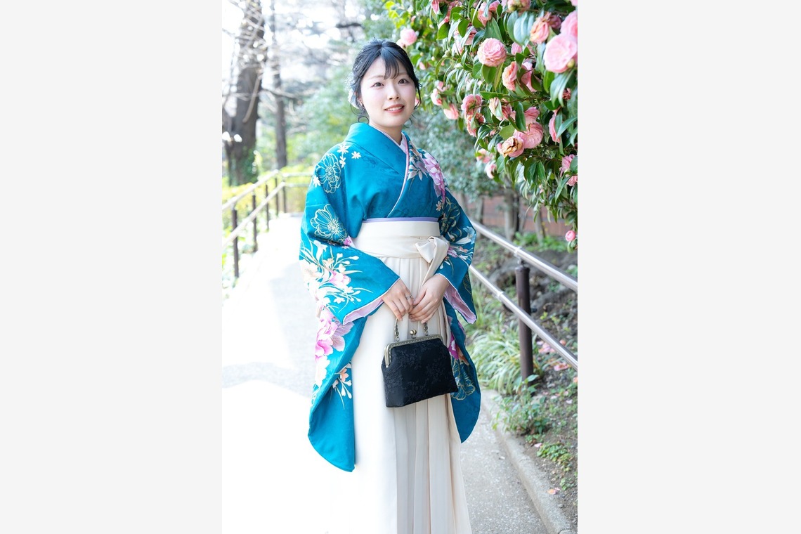 Photography_KanaUが撮影した写真のアルバム「袴で卒業式へ（公園）」