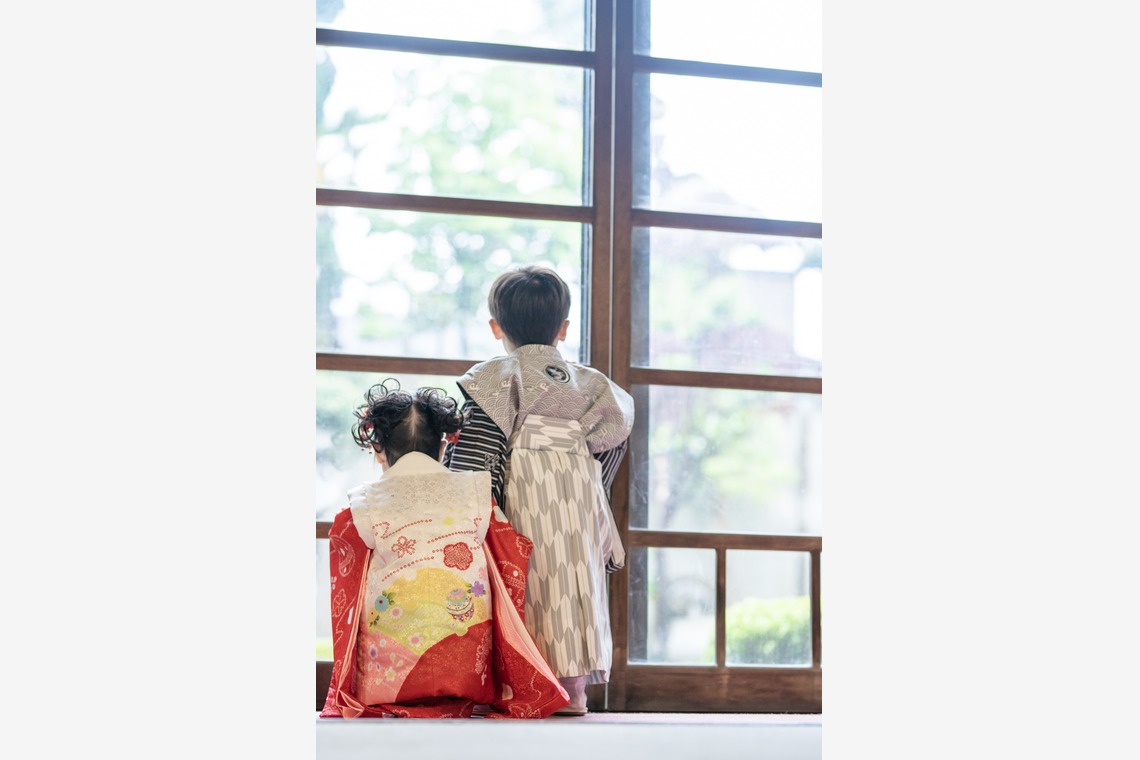 根兵一生が出張撮影した家族写真(キッズ,ベビーフォト)などが写った「七五三、ロケーション撮影」の家族写真