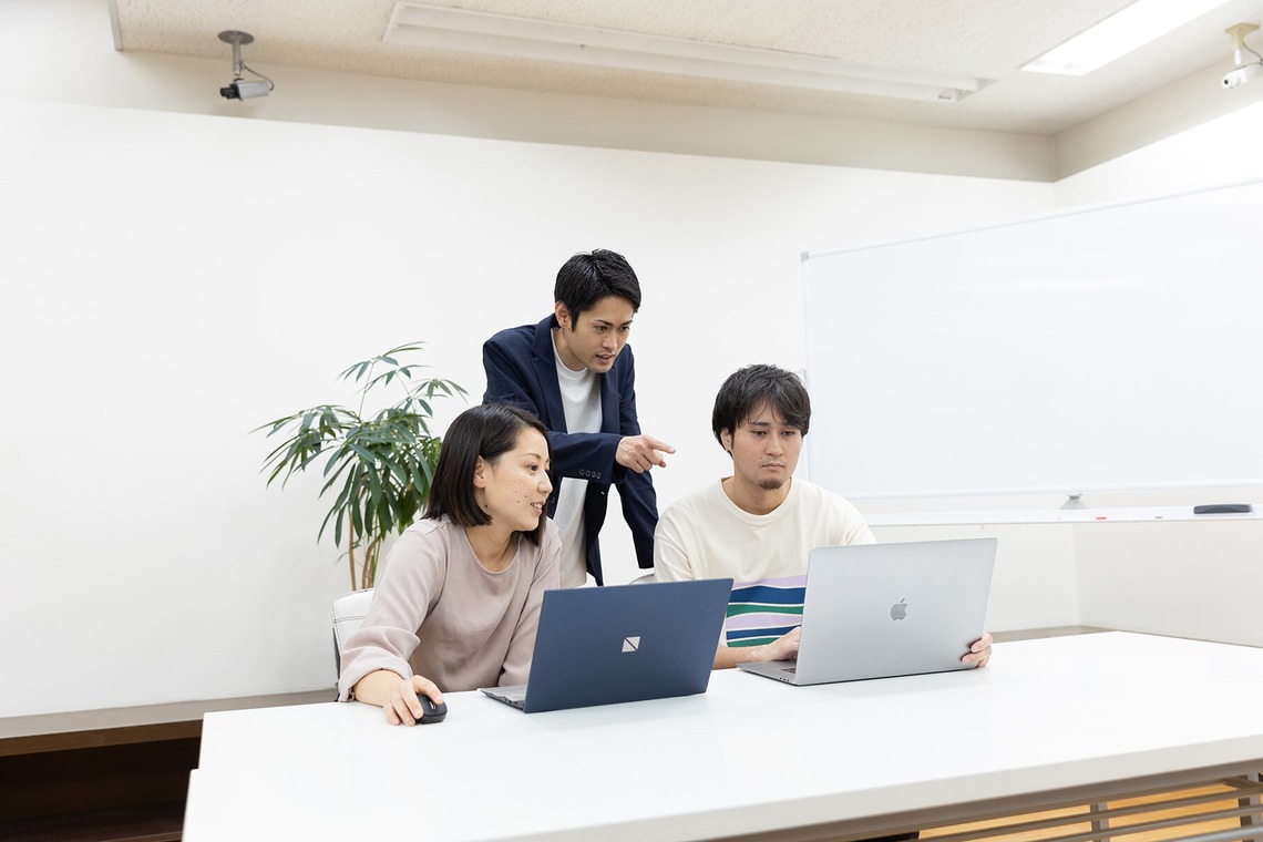 森岡　史仁が撮影した「ビジネスポートレート・インタビュー等」の写真