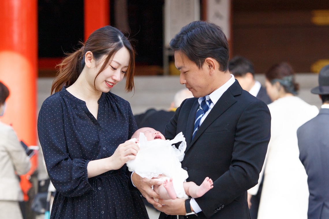 中井企画が出張撮影した家族写真(キッズ,ベビーフォト)などが写った「お宮参り」の家族写真