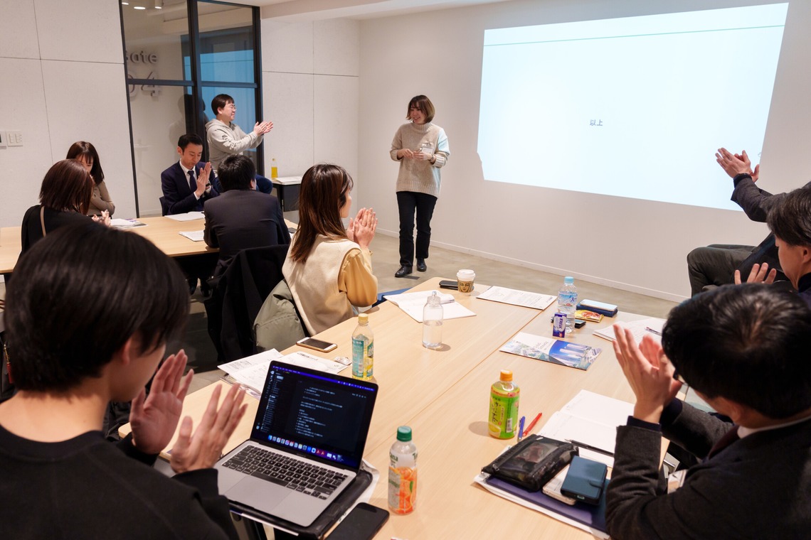 萩原　蔵志が撮影した写真のアルバム「会議・打ち合わせシーン」