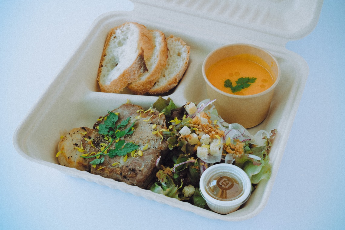 宮嶋凜が撮影した「レストランでの内観・料理撮影」の写真