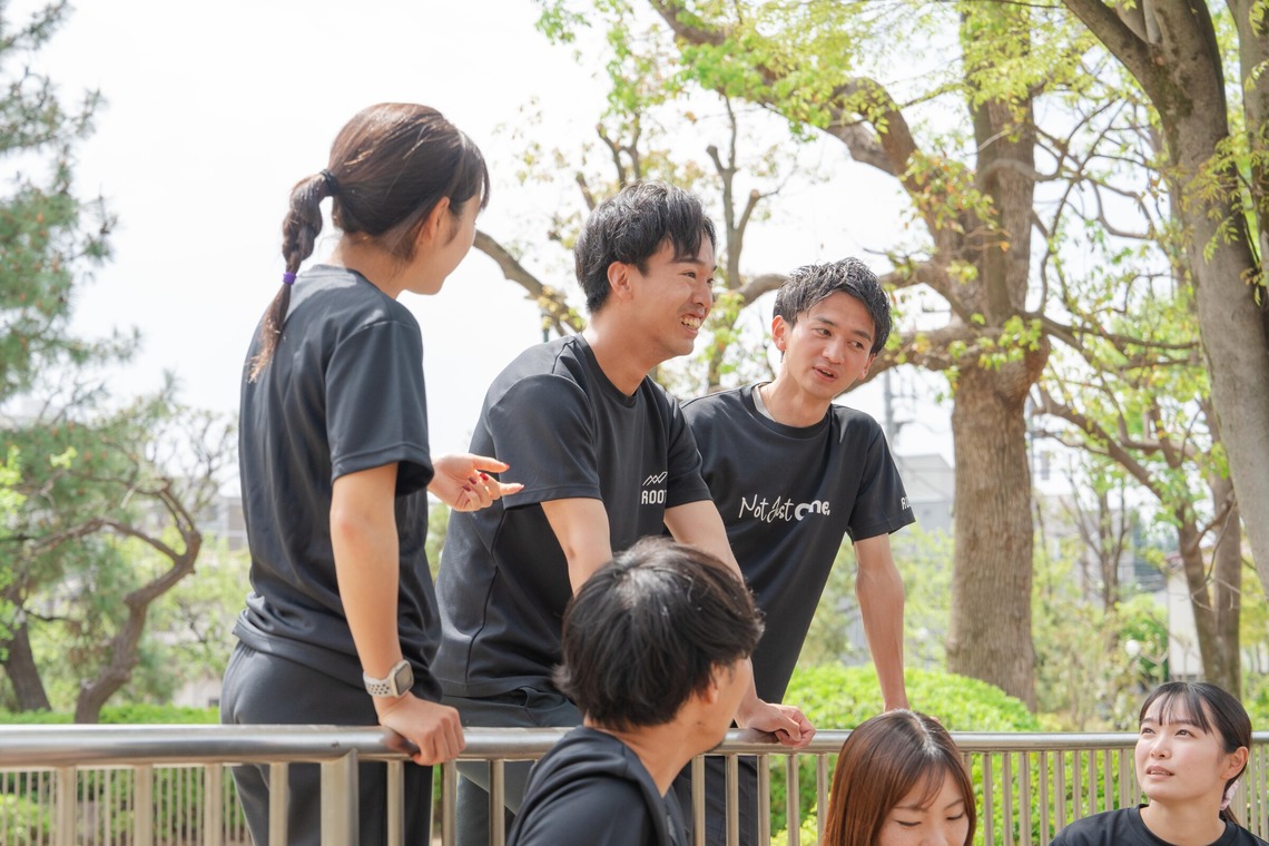 高橋佳五が撮影した写真のアルバム「企業宣材写真・会社集合写真」