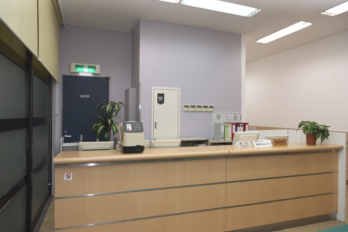 秋山新吾が撮影した「屋内作例」の写真