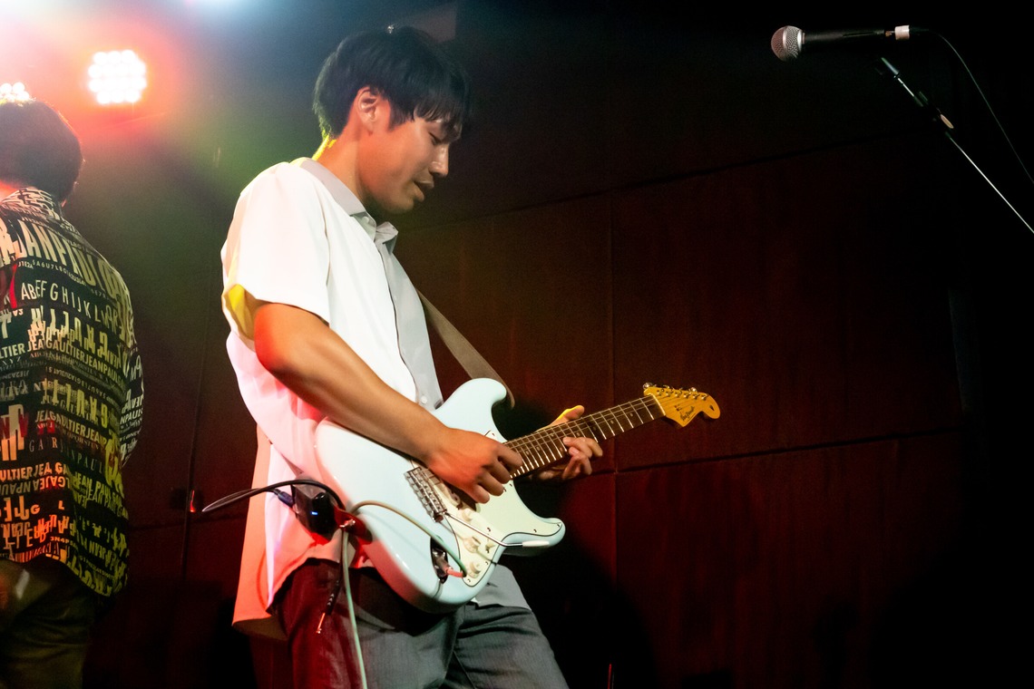 原野 英樹が撮影した「ロックバンドのライブハウス撮影 NO.2」の写真