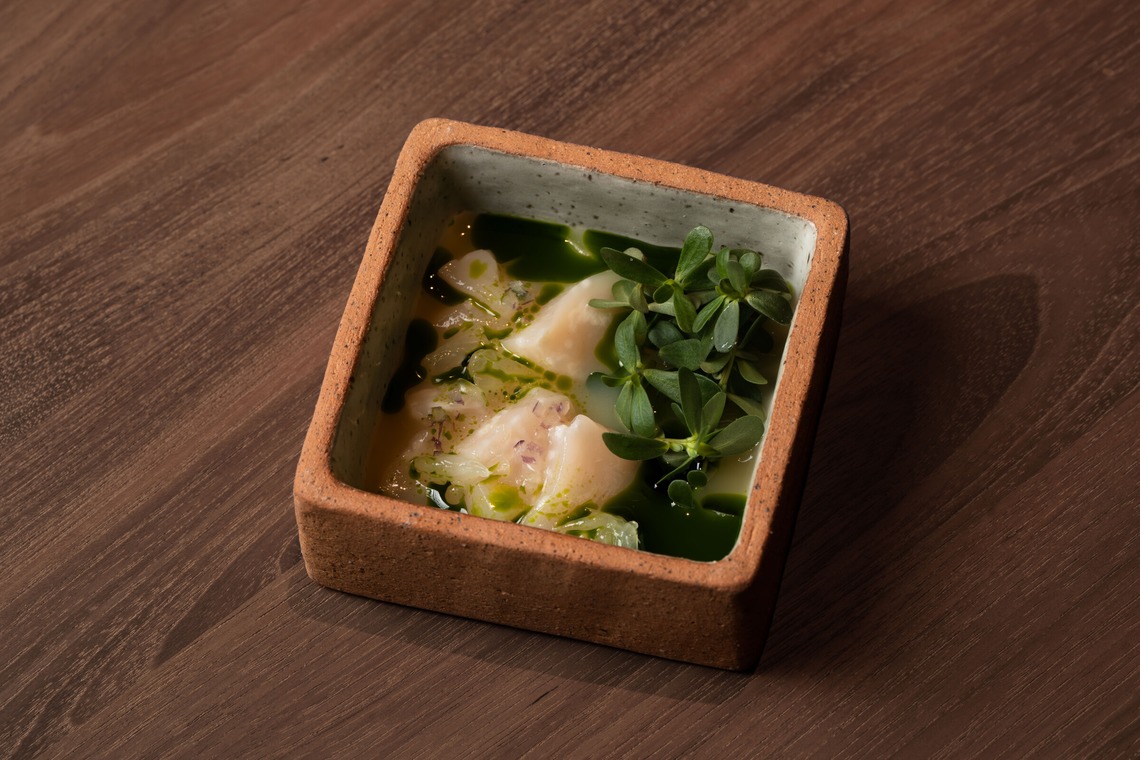 田中愛実が撮影した写真のアルバム「milpa」