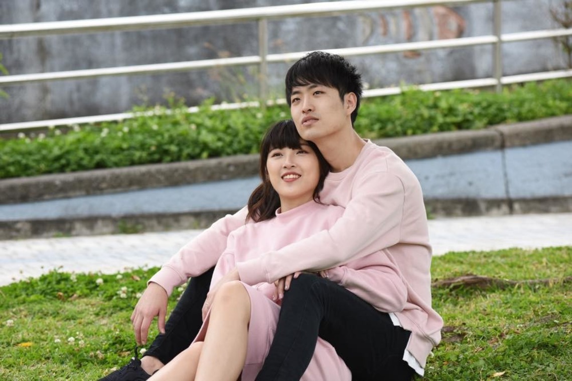 Avenir（山宮 敏明）が撮影した「ビーチでカップルフォト」の写真