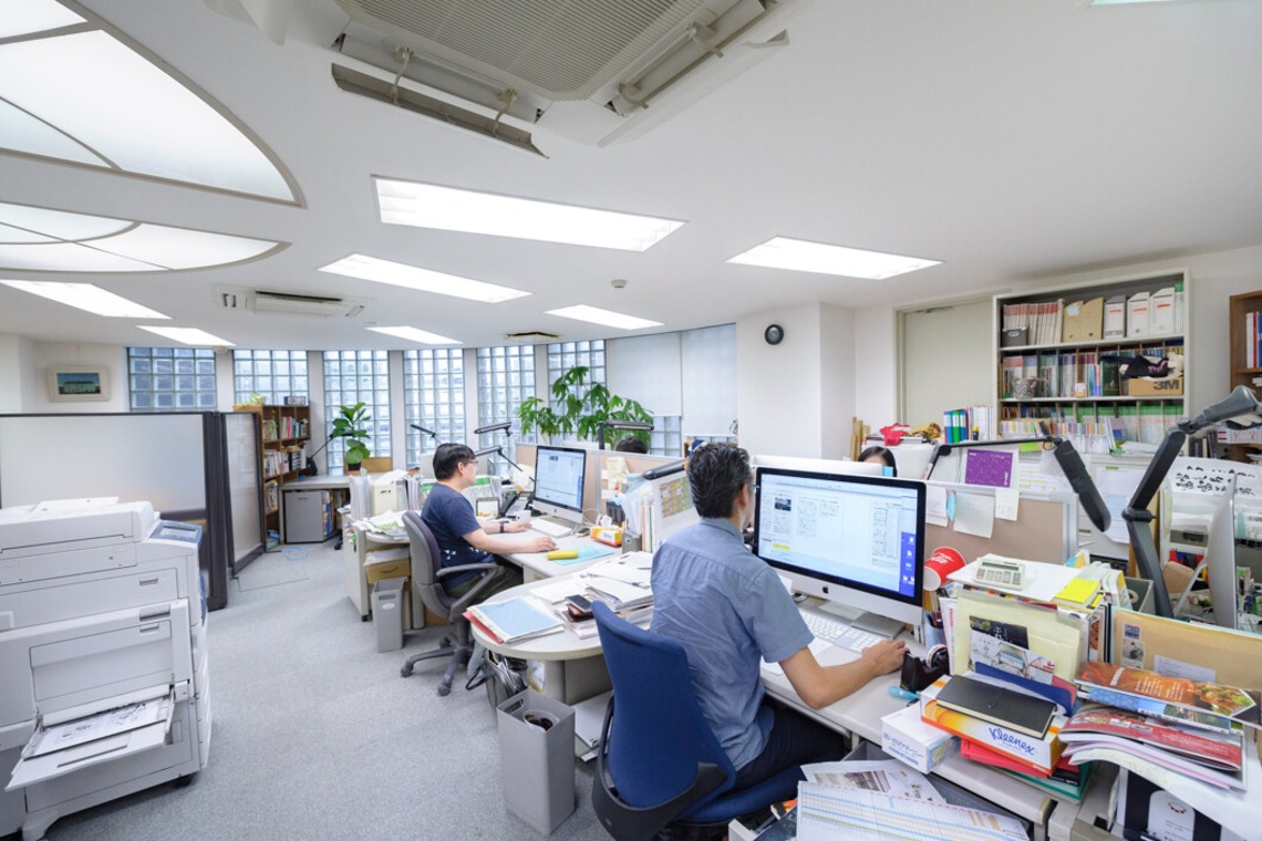 有限会社　澤田スタジオが撮影した「会社案内」の写真