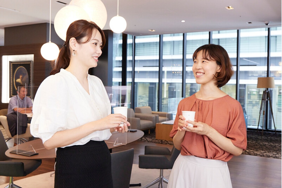 岩瀬泰治が撮影した写真のアルバム「ビジネスポートレイト（セレクト版）」