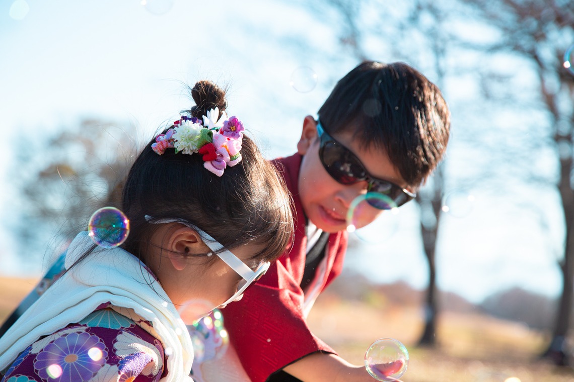 ゆのみふぉとが出張撮影した家族写真(キッズ,ベビーフォト)などが写った「自然な姿や笑顔」の家族写真