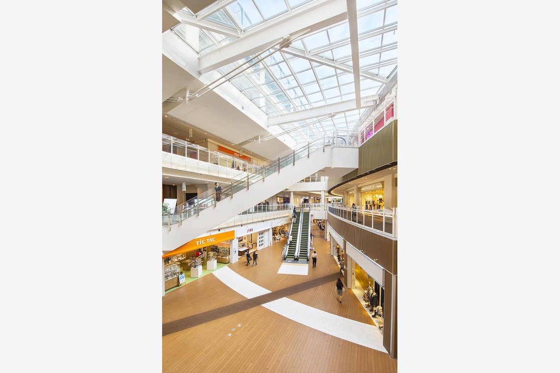 Functionが撮影した写真のアルバム「建築・店舗・インテリア撮影」