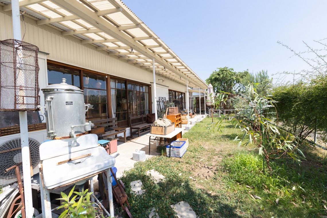 ミヤタカズコが撮影した「アンティークショップ店舗写真」の写真