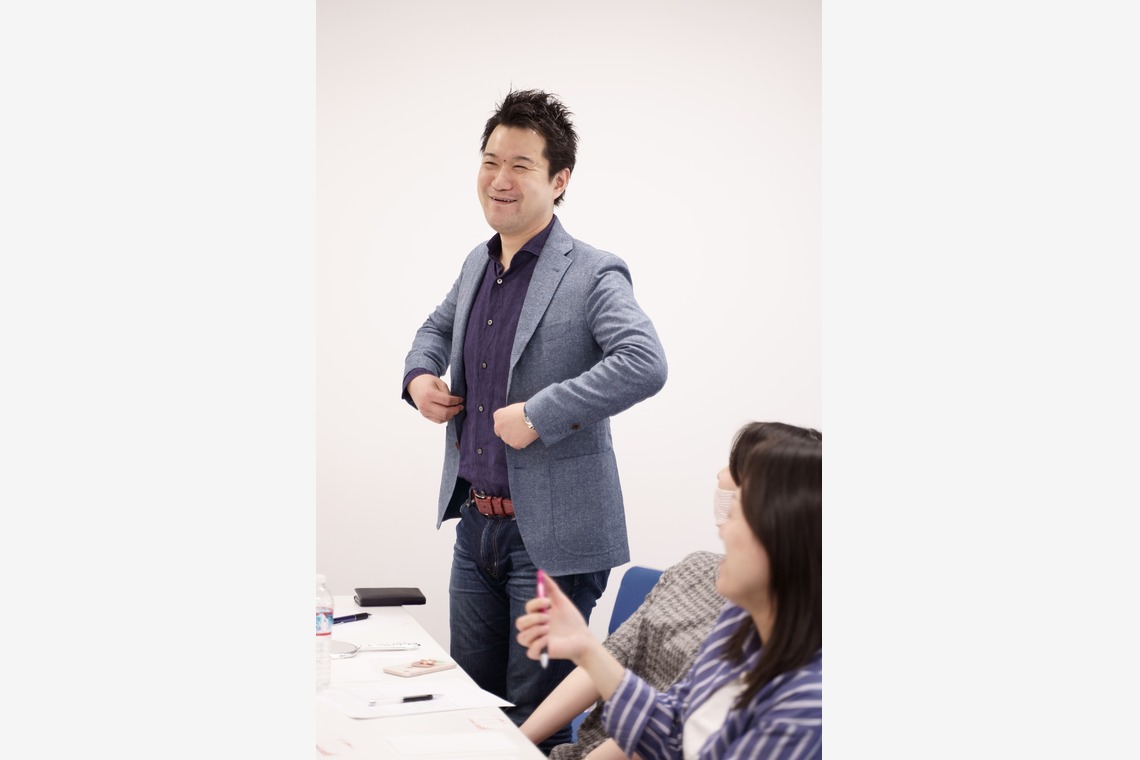 あさぎフォト　喜多紀子が撮影した「理想のパートナーを引きよせるメイク講座」の写真