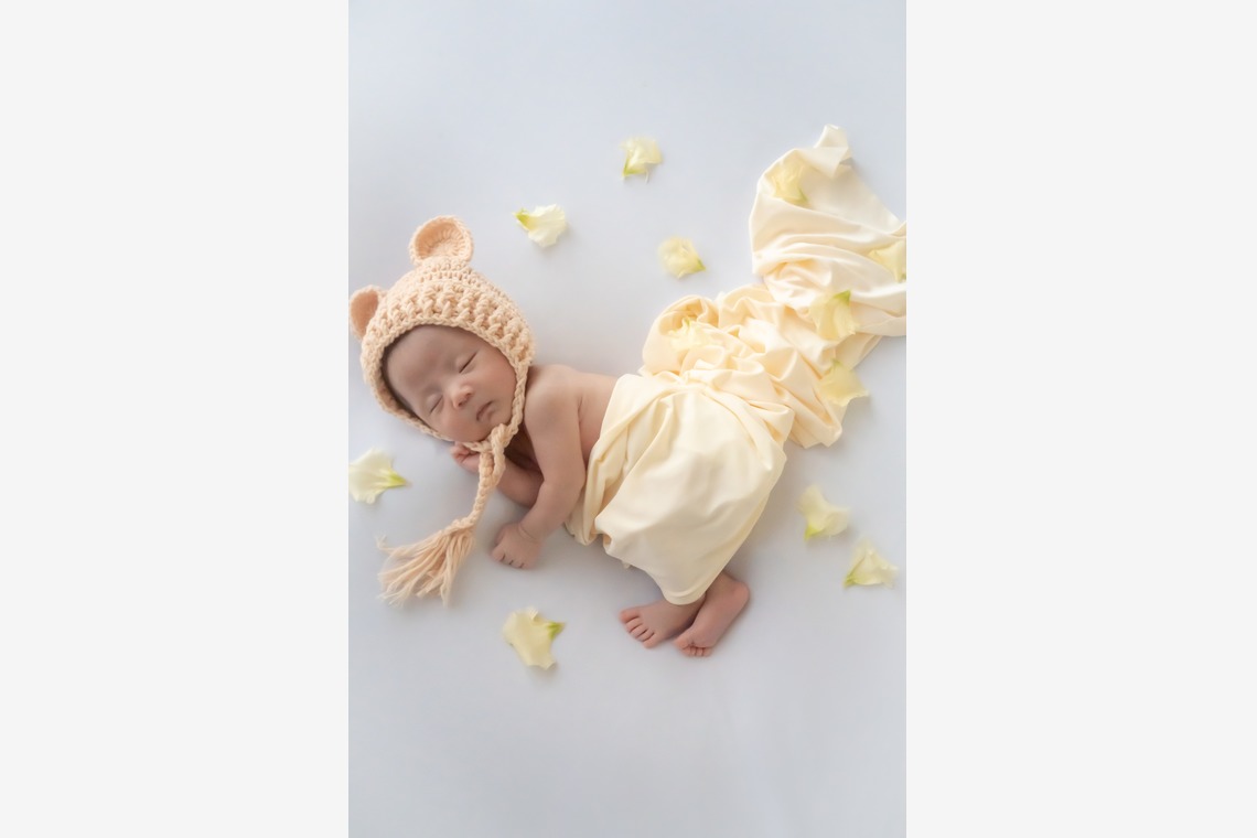 鈴木美咲が撮影した写真のアルバム「小田原にてニューボーンフォト」