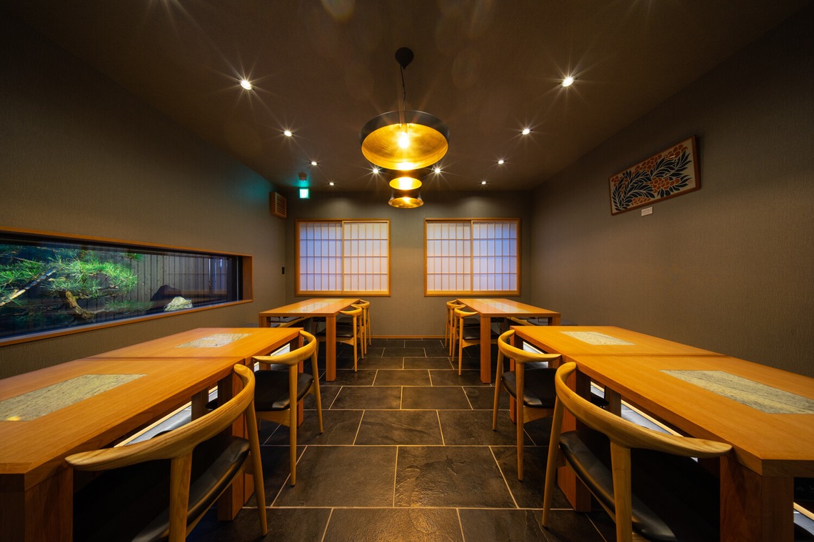 Yusuke Usuiが撮影した写真のアルバム「鎌倉　すき焼き店」