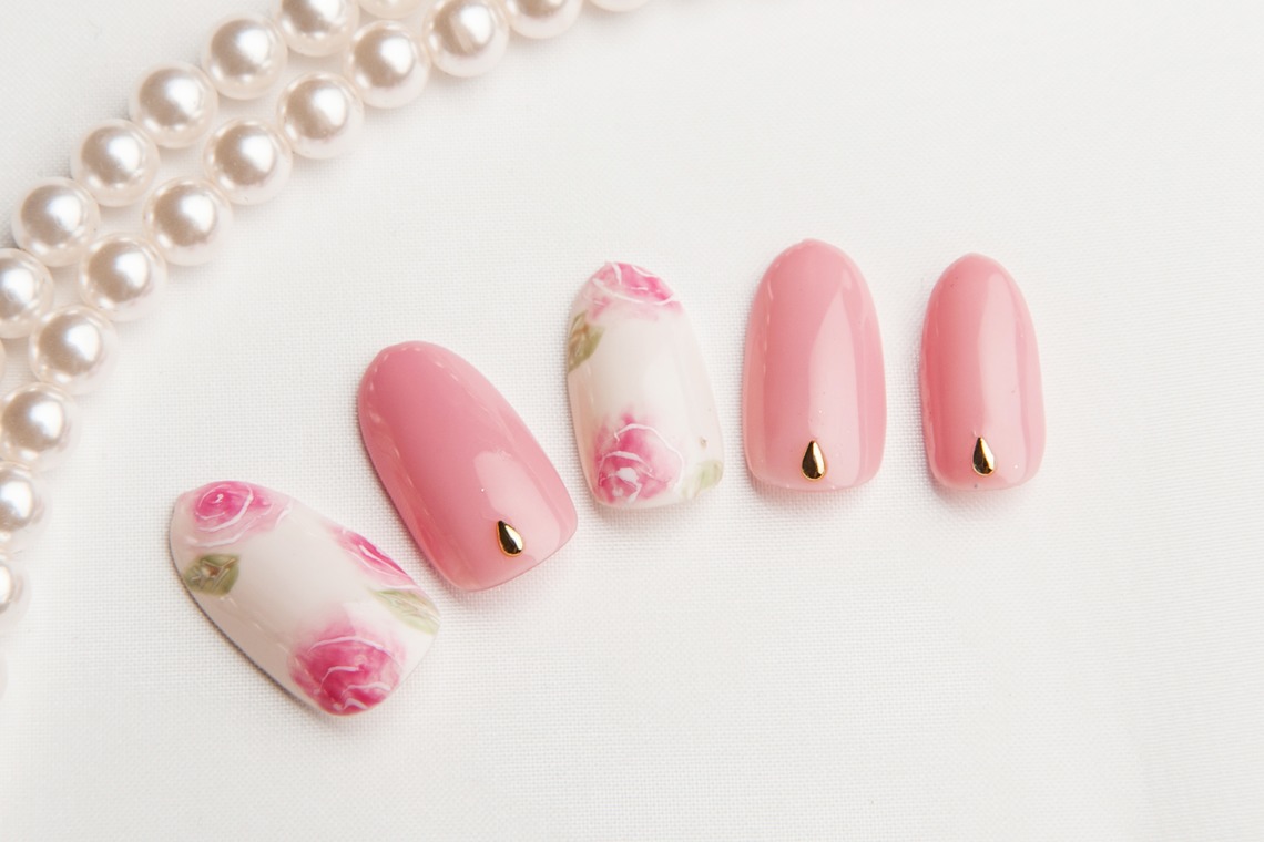 十時写真事務所が撮影した写真のアルバム「ネイル」