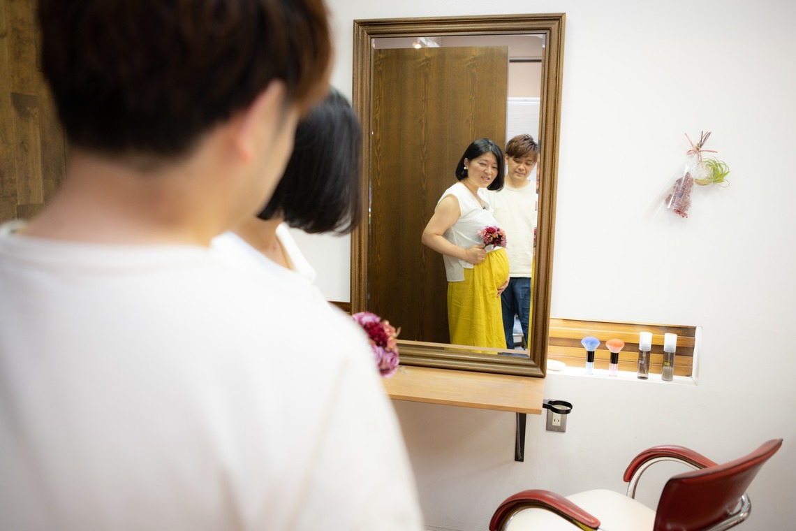 橋本祐里子（まるちゃん）が撮影した写真のアルバム「パパのお店でマタニティフォト」