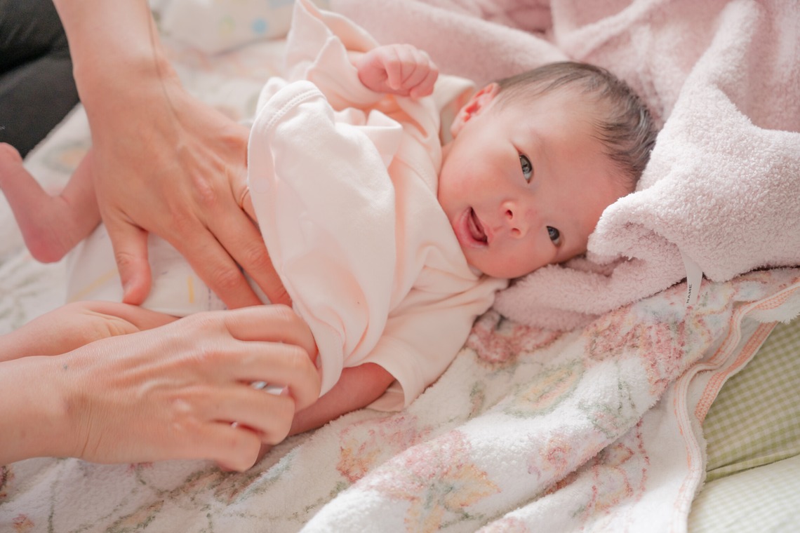 高木勇斗が出張撮影した家族写真(キッズ,ベビーフォト)などが写った「赤ちゃん」の家族写真