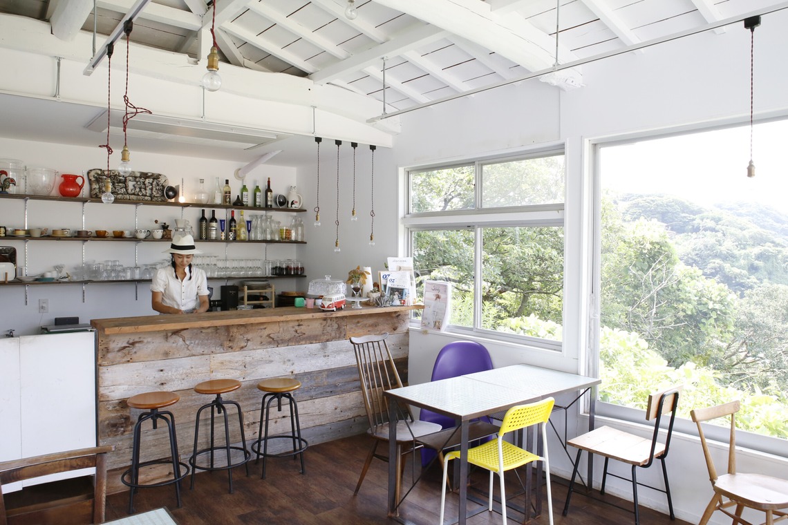 吉本光宏が撮影した写真のアルバム「内観外観」