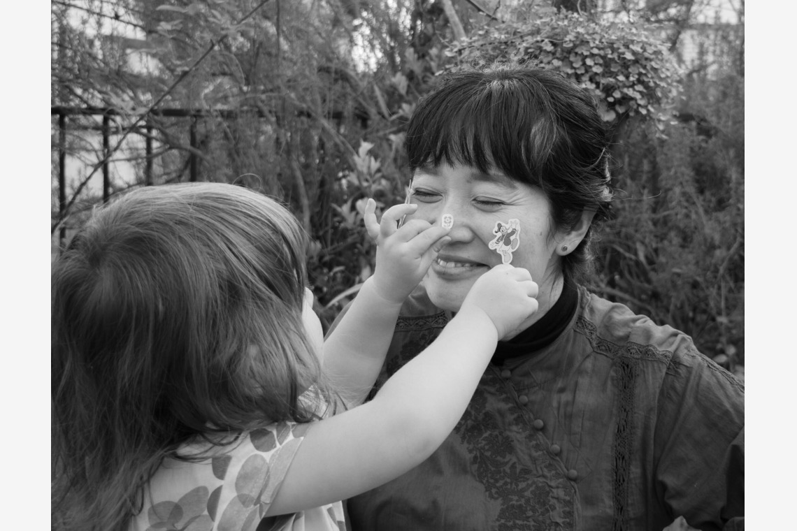 ハイナ　マテウスが撮影した写真のアルバム「親子」