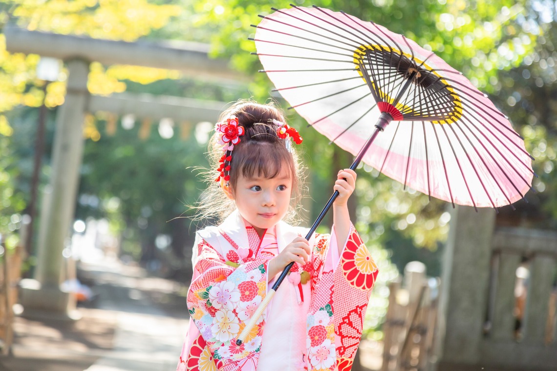 出張撮影ななが出張撮影した家族写真(キッズ,ベビーフォト)などが写った「七五三記念写真」の家族写真