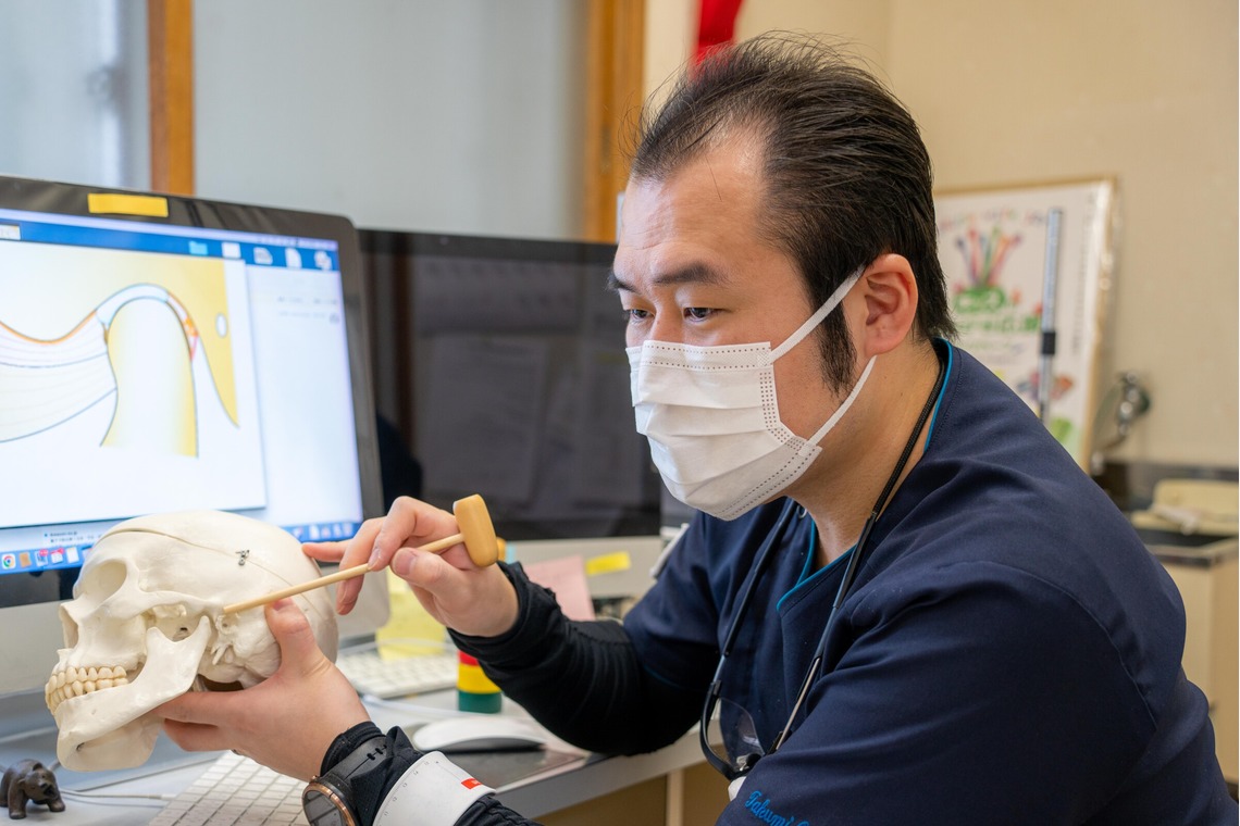 石橋宙大が撮影した「茶畑歯科医院」の写真