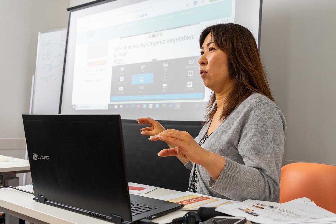 岡谷和亨が撮影した写真のアルバム「ビジネスプロフィール写真撮影」