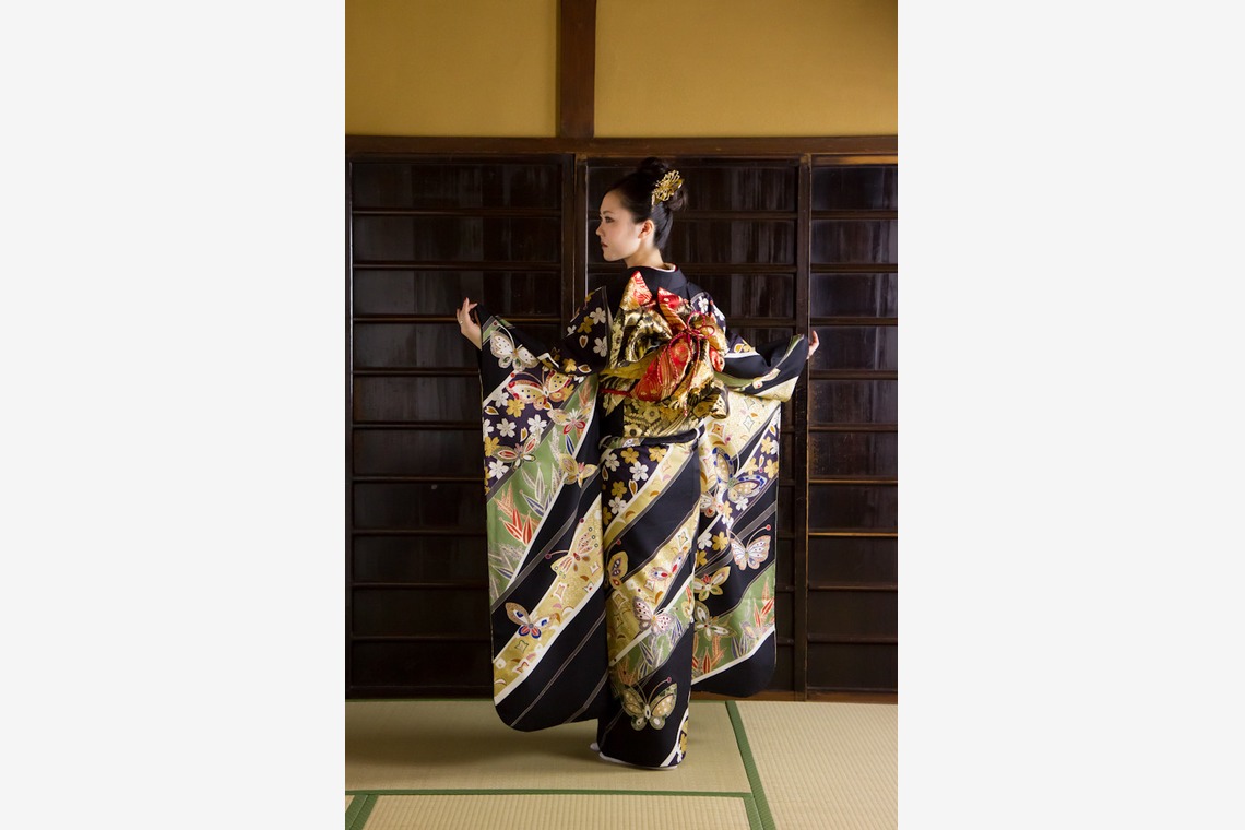 スマイルハンターが出張撮影した家族写真(キッズ,ベビーフォト)などが写った「成人式フォト」の家族写真