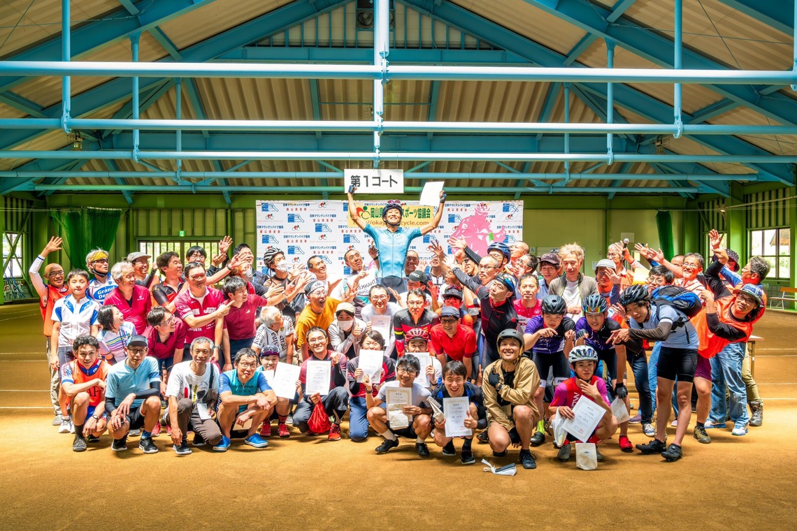 代表　安保　直紀が撮影した写真のアルバム「自転車レース」