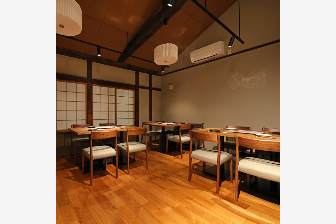STARS -BRANDING AND DESIGN- (SNSマーケティングコンサル)が撮影した「飲食店　古民家　店内　内装　外装　撮影」の写真