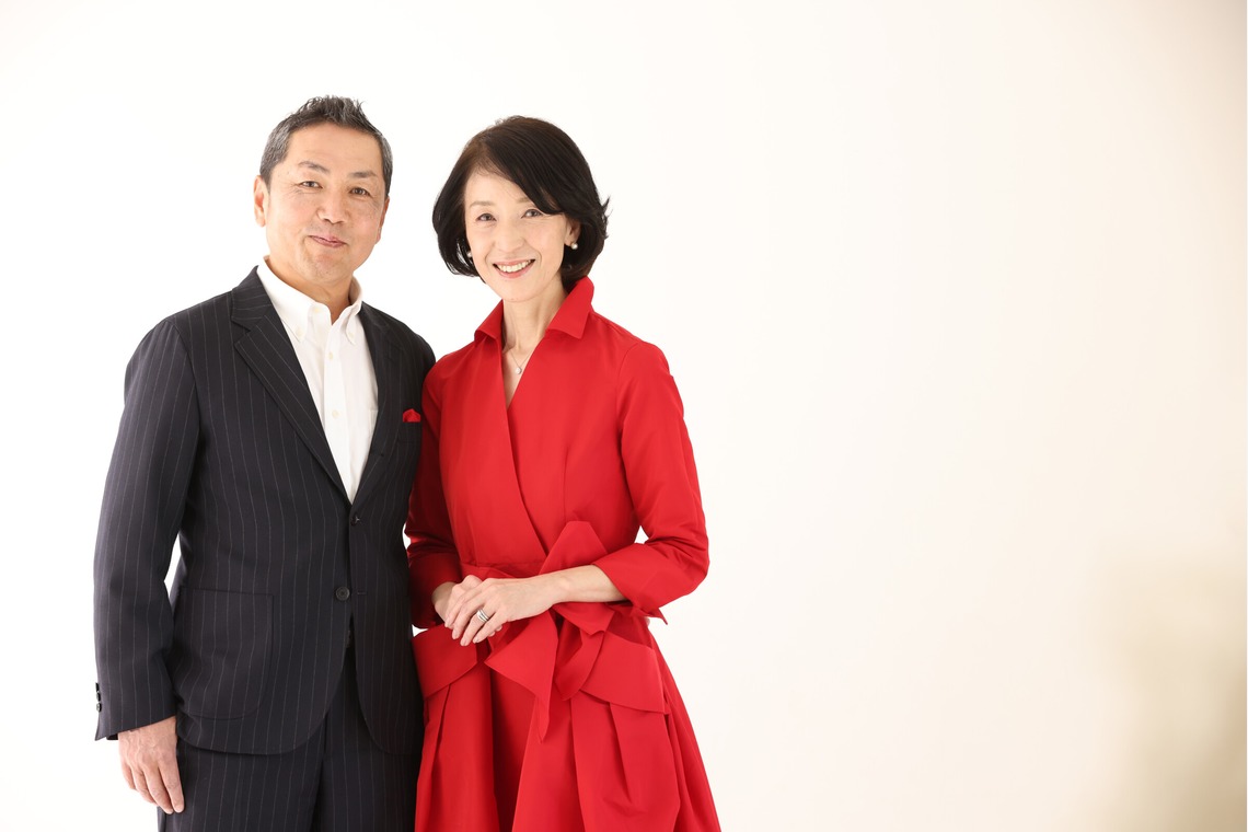 A-Studioが出張撮影した家族写真(キッズ,ベビーフォト)などが写った「還暦祝い」の家族写真