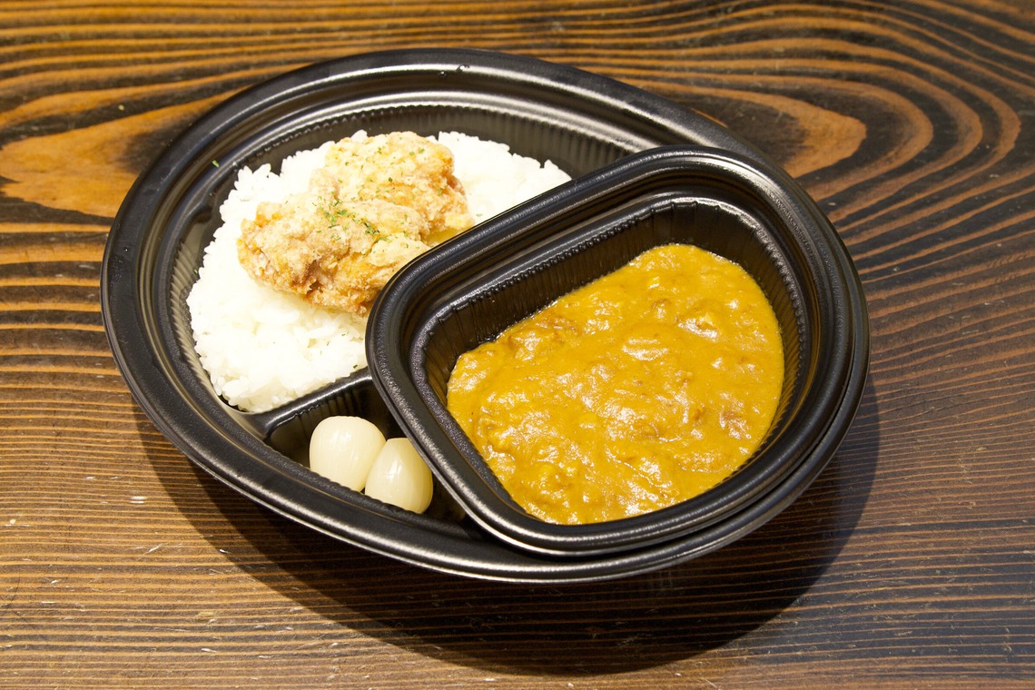 樋上　将太が撮影した写真のアルバム「牛すじカレー専門店　もんま食堂」