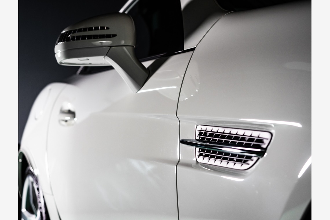 原野 英樹が撮影した「輸入車販売会社よりメルセデスベンツ SLK200をカーセンサーSDGE 掲載用写真を依頼いただきました」の写真