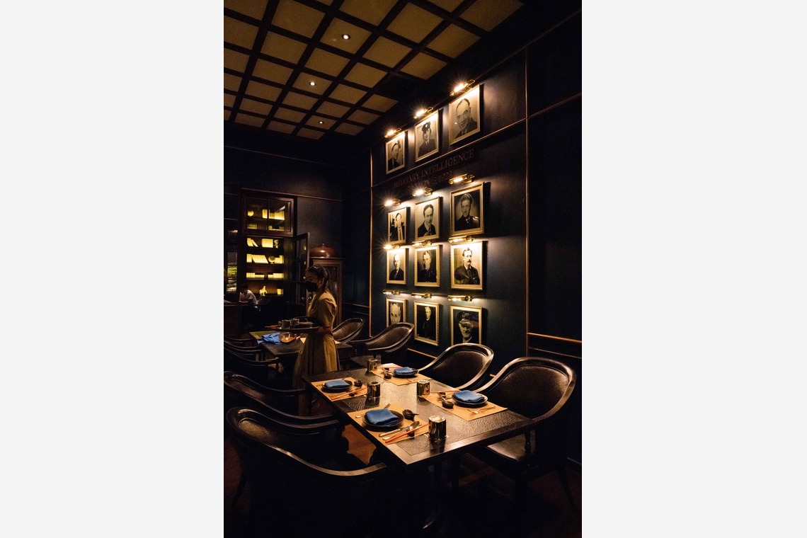 山畑俊樹が撮影した写真のアルバム「ホテル」