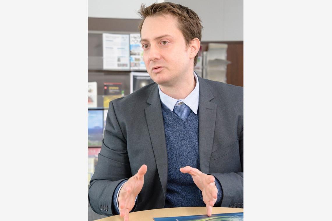 有限会社　澤田スタジオが撮影した写真のアルバム「インタビュー、取材」