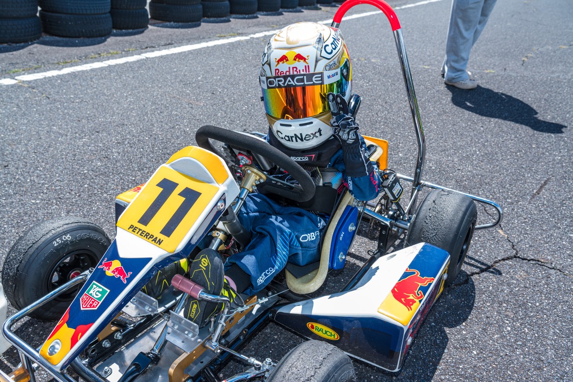 杏度りゅうが撮影した写真のアルバム「カートレース撮影」