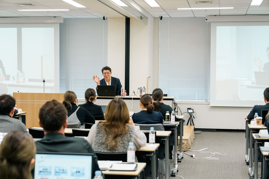遠藤雄介・JEADO Worksが撮影した写真のアルバム「株式会社MIRAI WEBでセミナー撮影を行いました」
