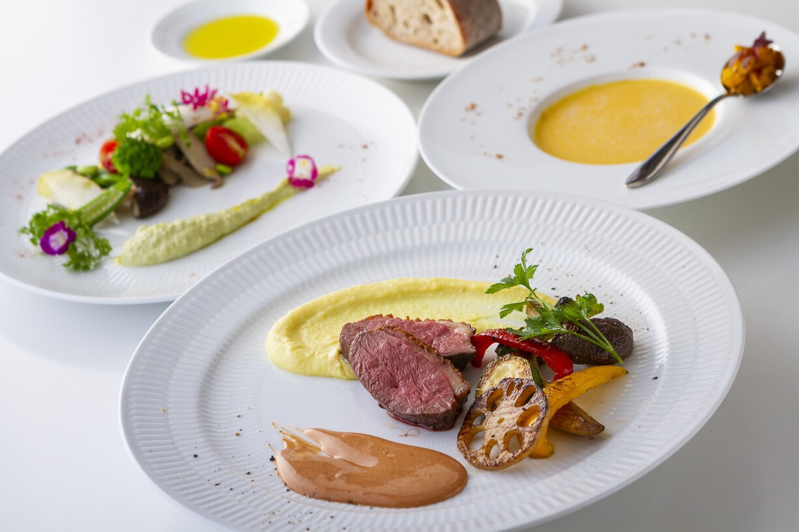 笠井鉄正写真事務所が撮影した「料理撮影（単品からコース・集合まで）」の写真