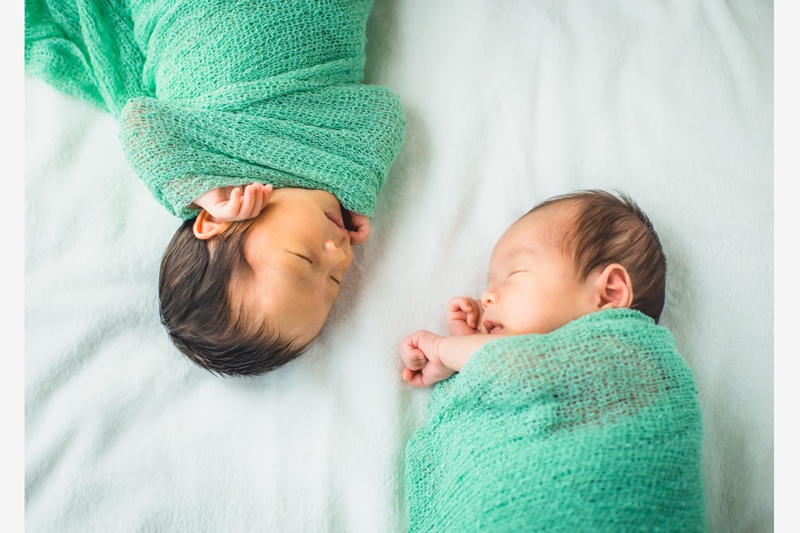 ゾクが撮影した写真のアルバム「ニューボーンフォト」