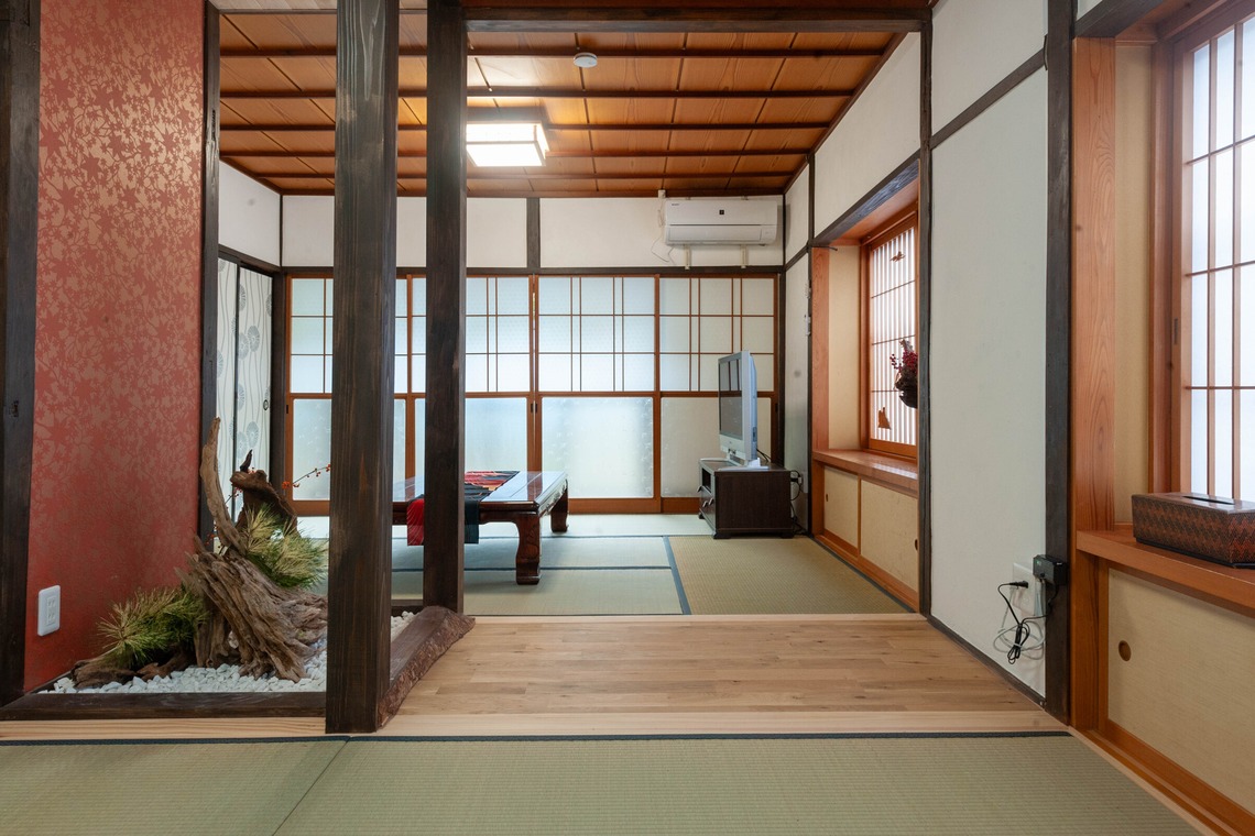十時写真事務所が撮影した「建築、店内」の写真