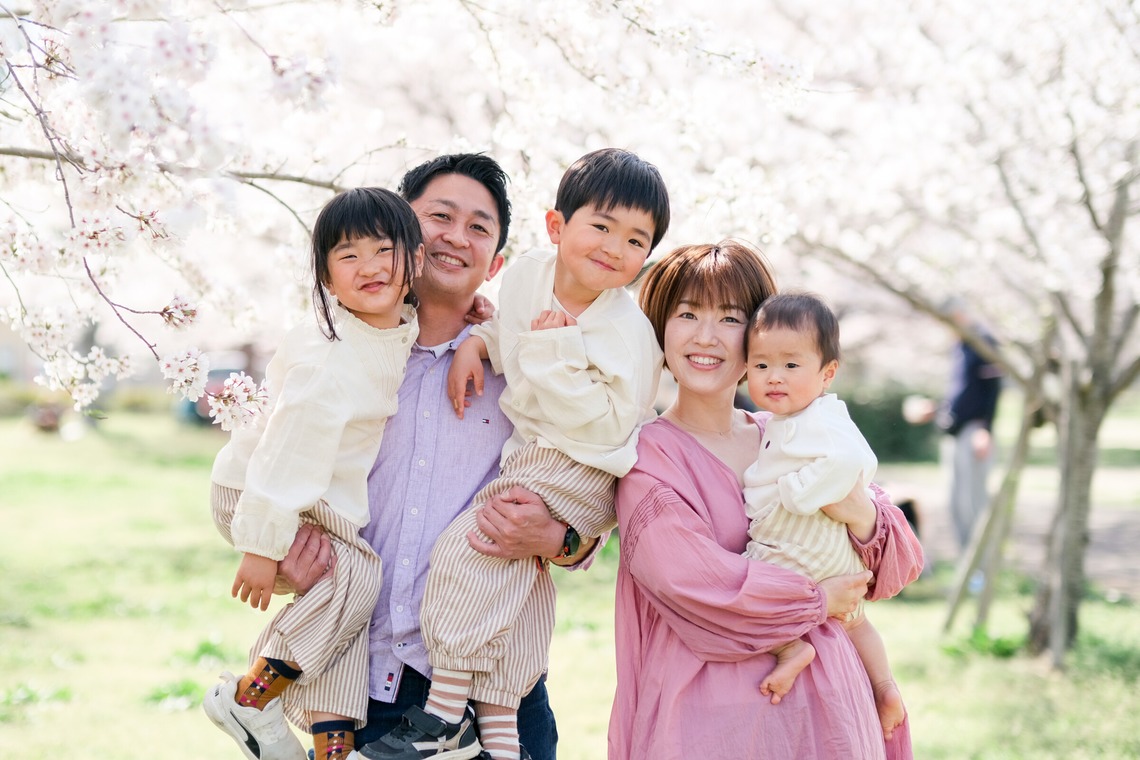 moufotoが撮影した「桜ファミリーフォト」の写真