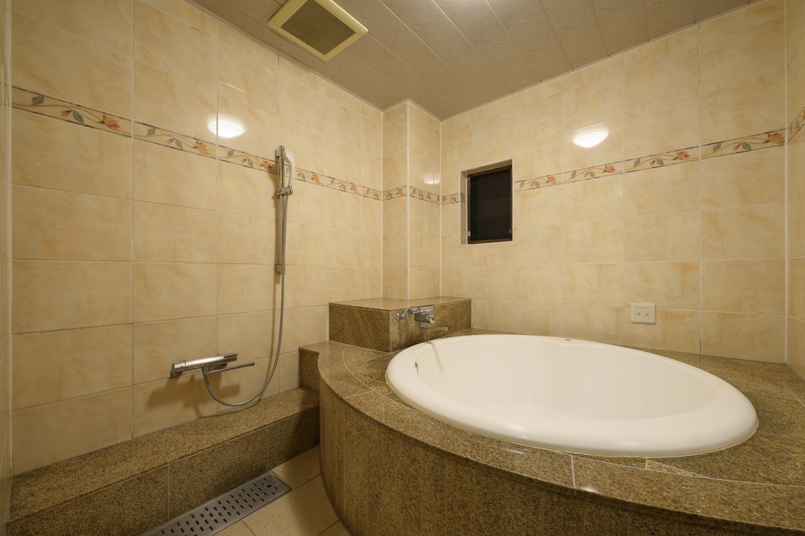 植田 友樹が撮影した「レジャーホテル客室撮影」の写真