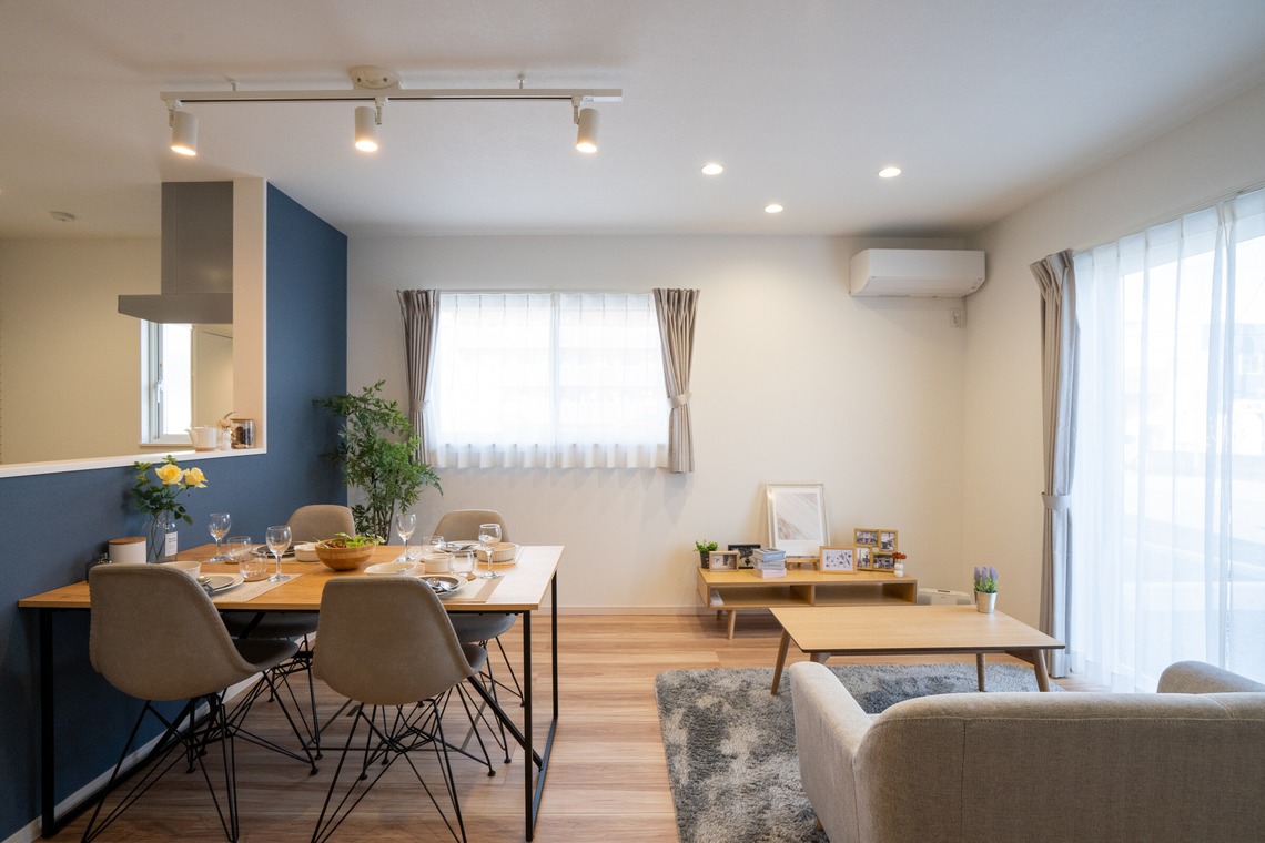 THE CLIPSが撮影した「コマーシャル」の写真