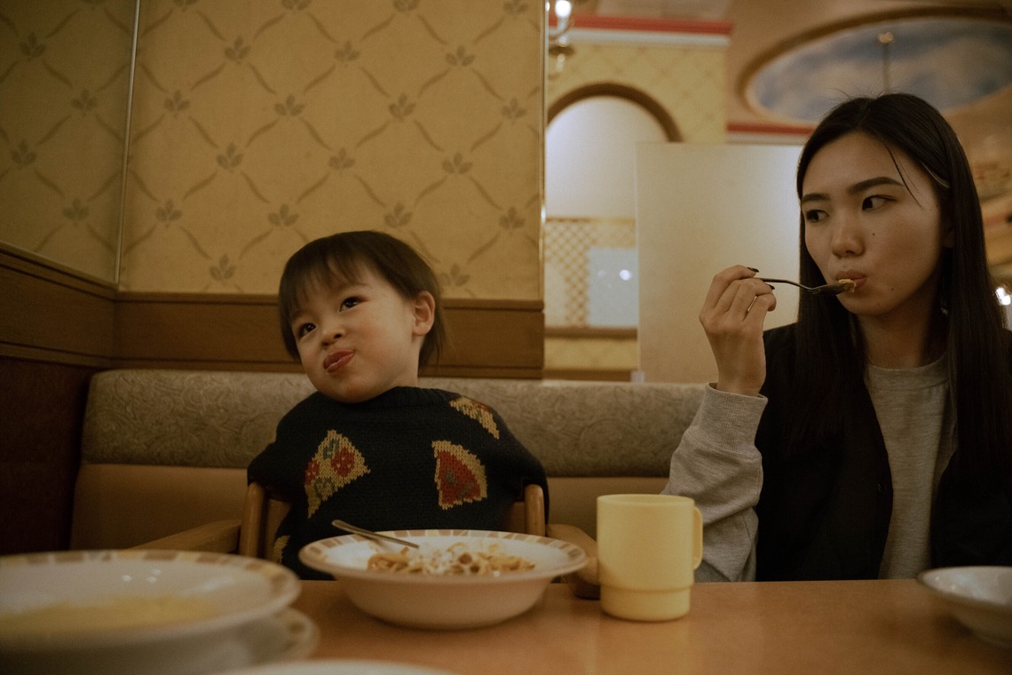 村崎玲巨が撮影した写真のアルバム「おでかけ」