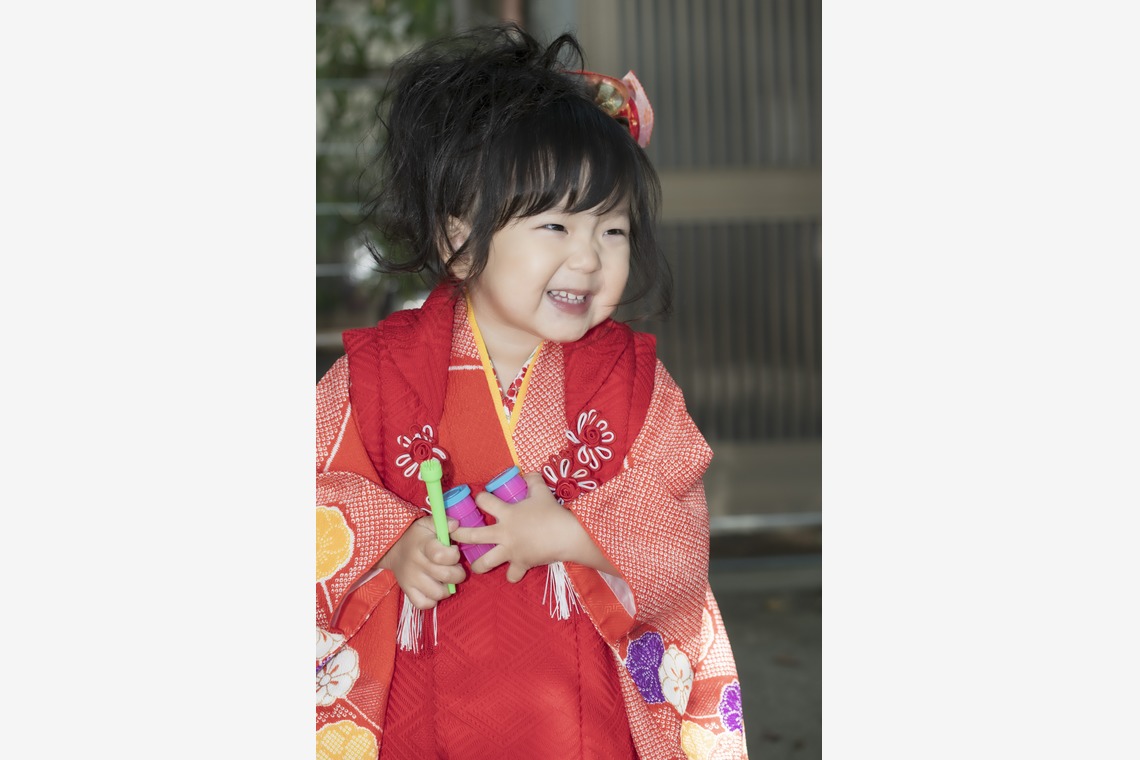 A&Y写真OFFICEが出張撮影した家族写真(キッズ,ベビーフォト)などが写った「７５３お祝い写真」の家族写真