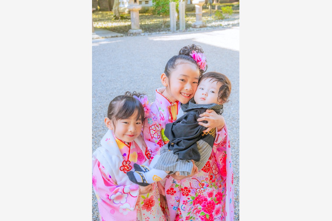 大對敏嗣が撮影した「お宮参り×七五三」の写真